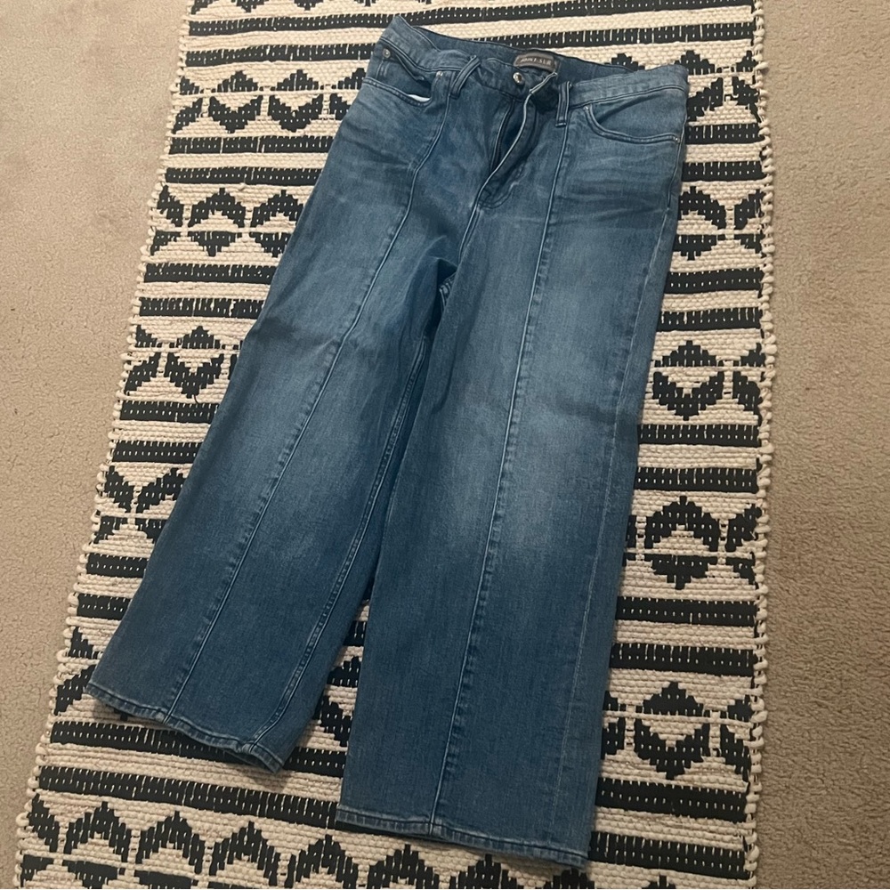 Women's Cropped high rise jean